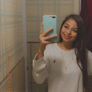 Meet your Posher, Perla